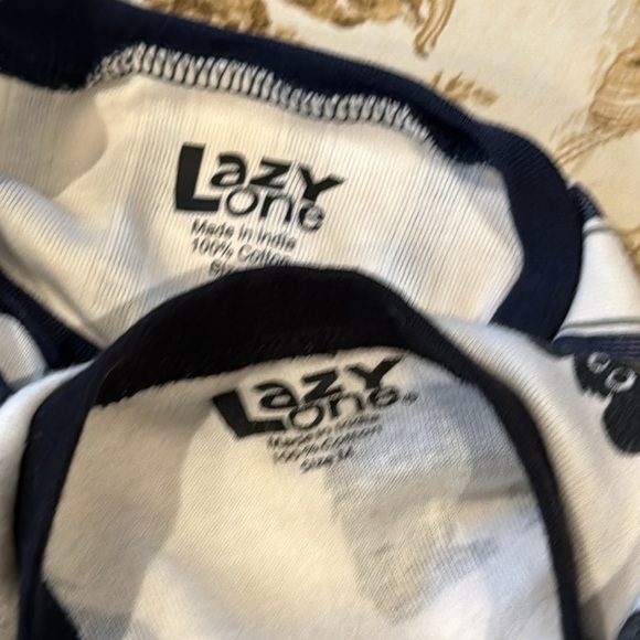 2 Lazy One dog t-shirts Bear & Stripes + SimplyDog Camo Jacket, size M - Picture 8 of 12